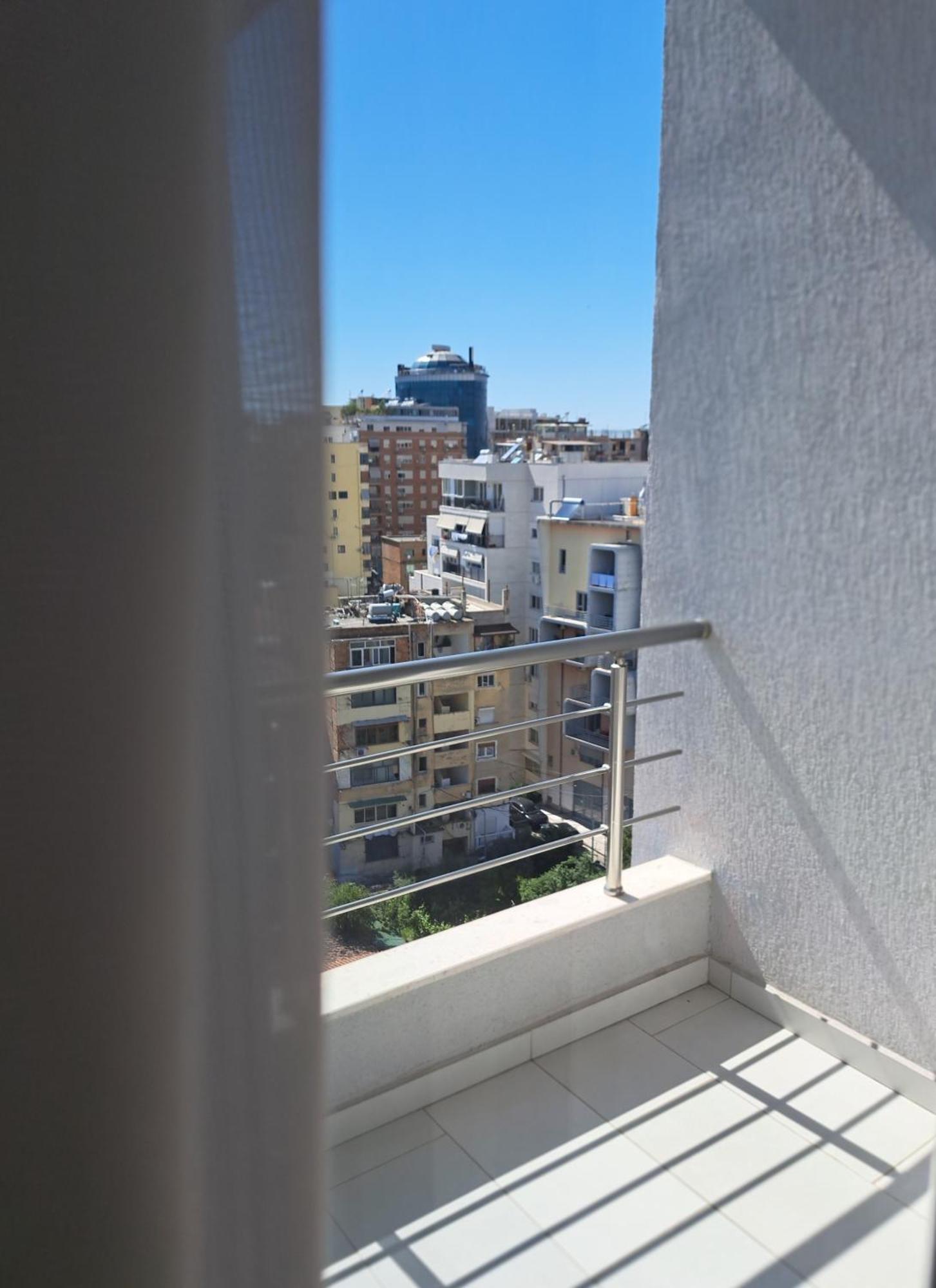 Pazari Luxury Central Apartment Тирана Екстер'єр фото